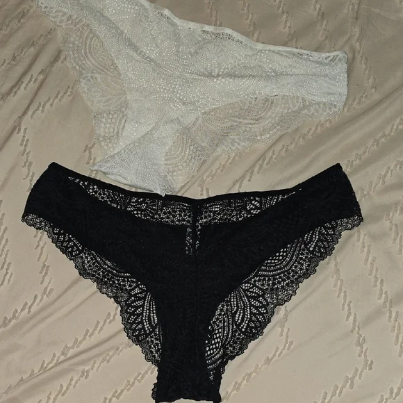 Adore Me Black and White Lace Trim Panties - Picture 3 of 5